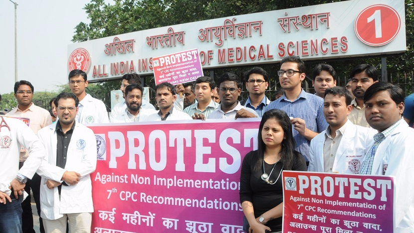 aiims resident doctors on hunger strike

