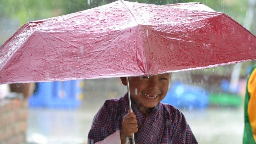 follow these five habits to stay fit during monsoon follow these five habits to stay fit during monsoon